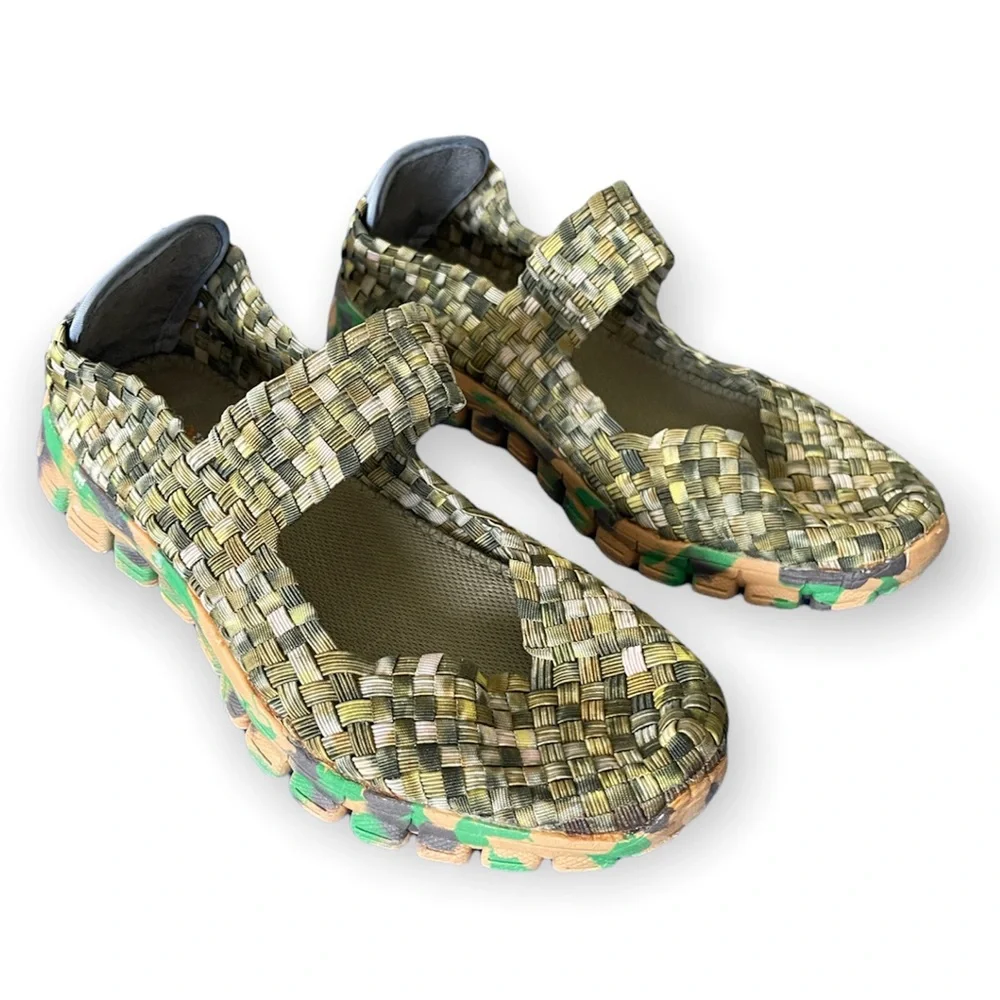 Funny Acqua Womens Shoes Sz 8.5 Multi Army Fatigue Comfortable Walker - Picture 1 of 7